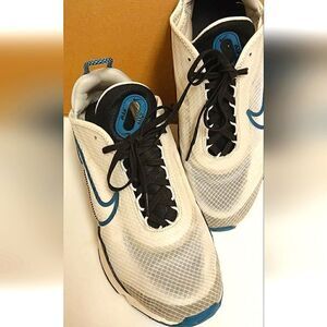 Mens Nike air max 290 sneakers. Size 7.5 CLEARANCE